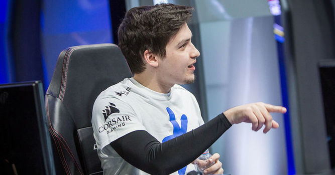 El Top Laner de H2K no estuvo muy acertado con Gragas, aunque destrozó a Splyce con una buena Fiora / Imagen: Riot Games