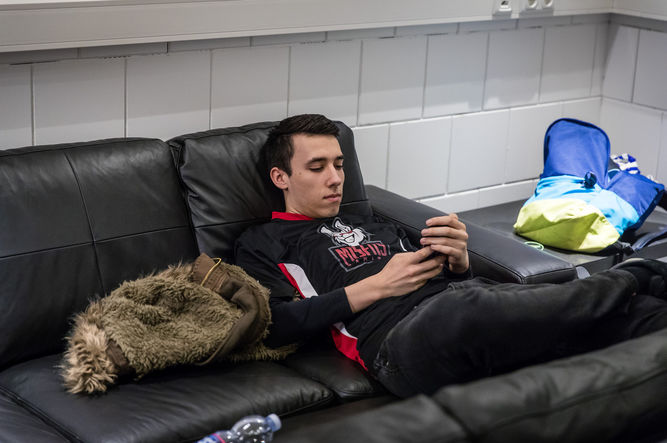 PowerOfEvil, preocupado tras perder un mapa contra Vitality / Imagen: Riot Games
